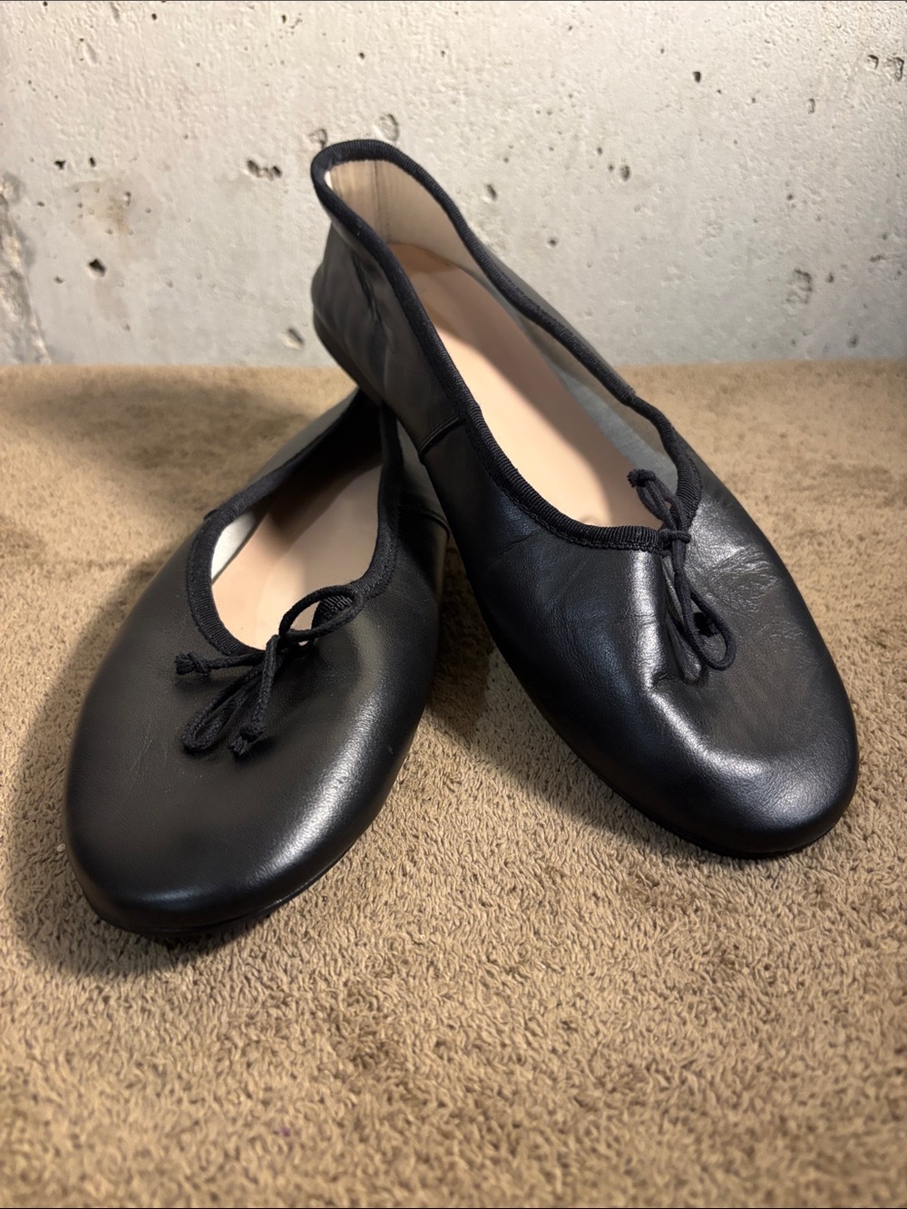 Mango (MNG) Black Leather Ballet Flats with Tie - Size 38 Euro